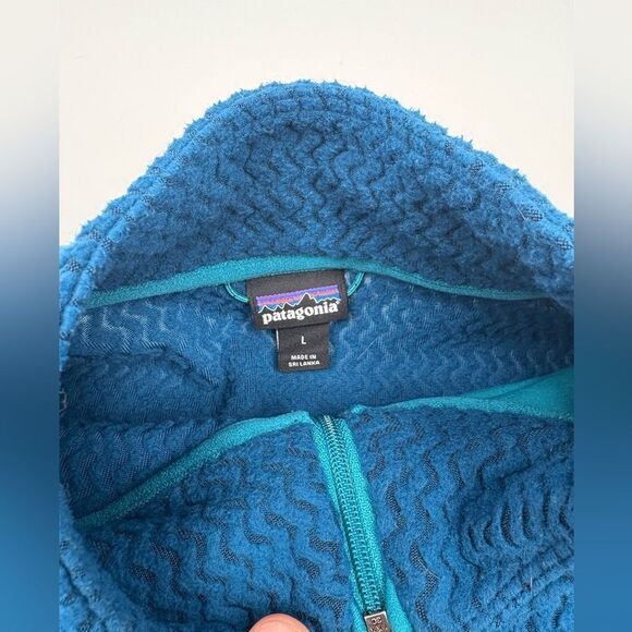 Patagonia Women's R1 Air Zip-Neck | Large - Picture 5 of 8